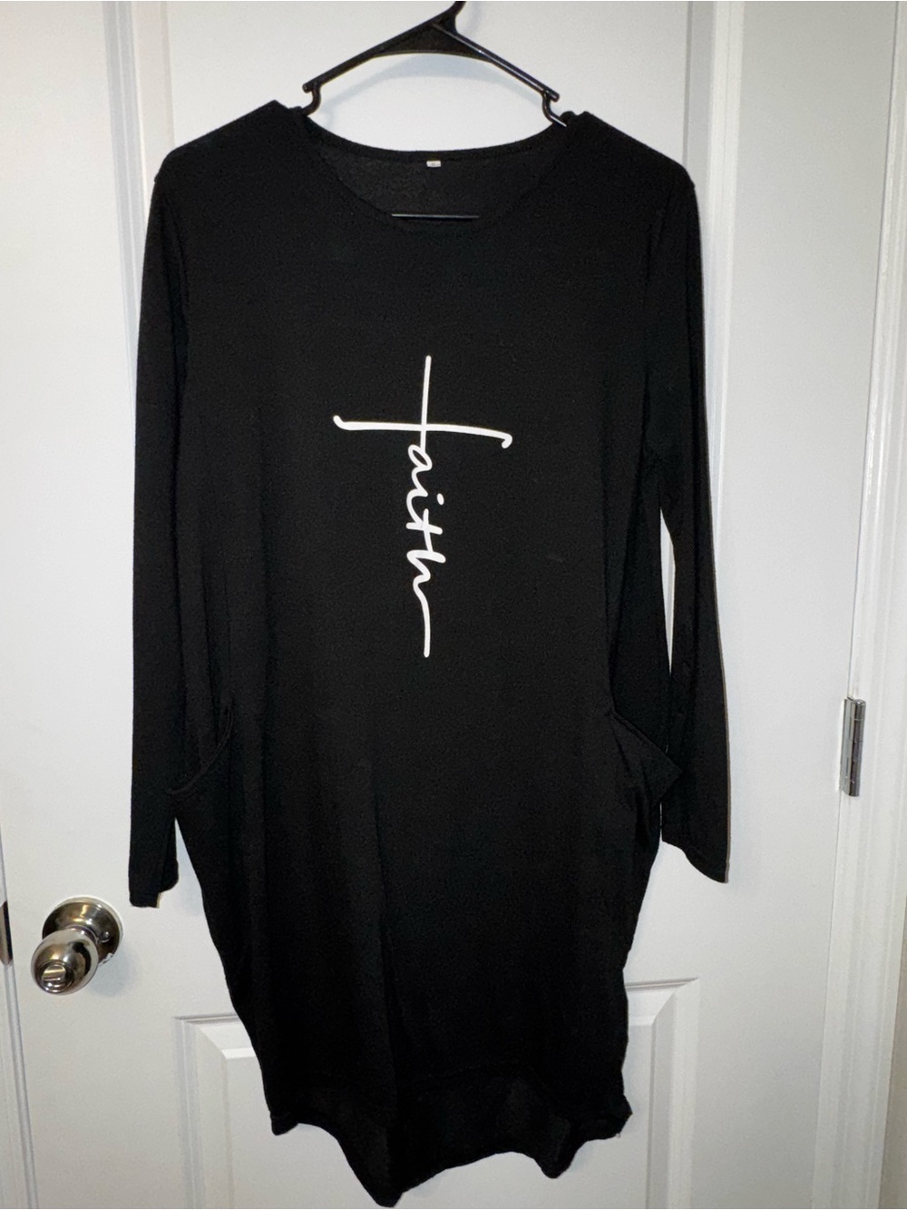 Women’s Long Sleeve 'Faith' Tunic Shirt - Black
